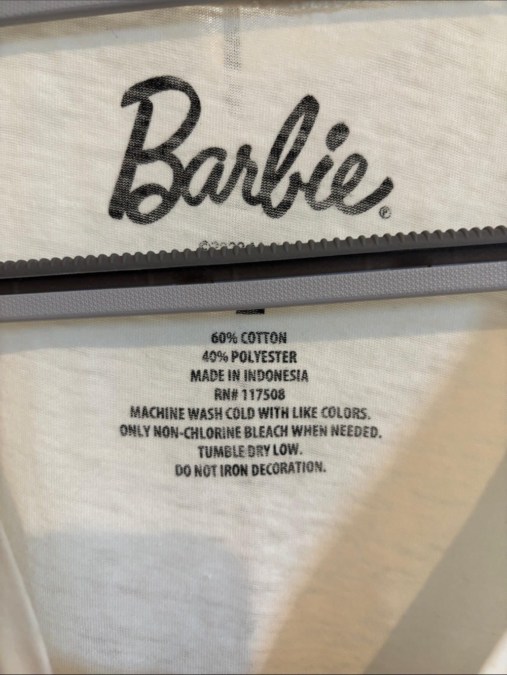 Barbie Cream Burnout Tee with Retro Graphic. Size L - Picture 3 of 6